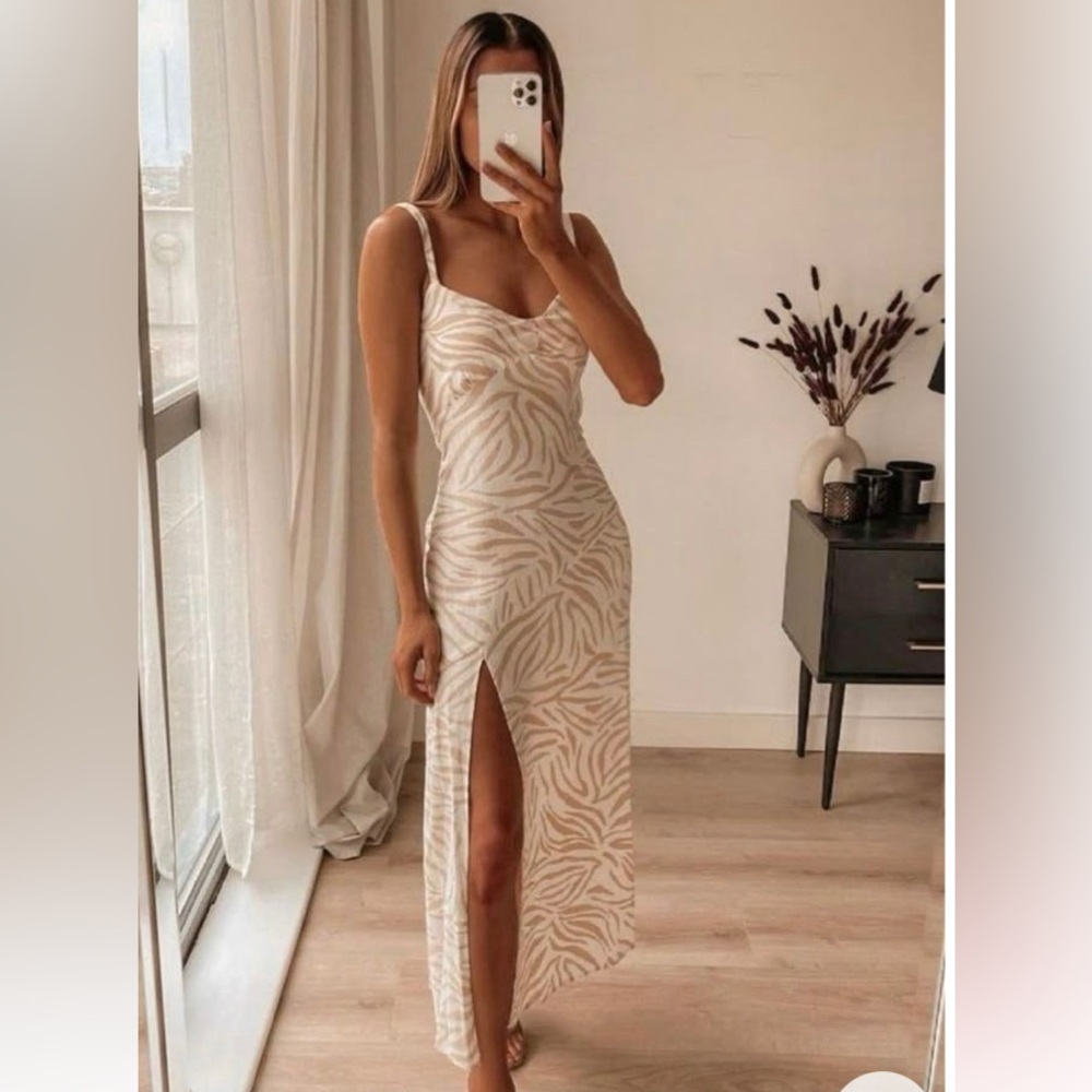 Zara Cream and White Midi Dress